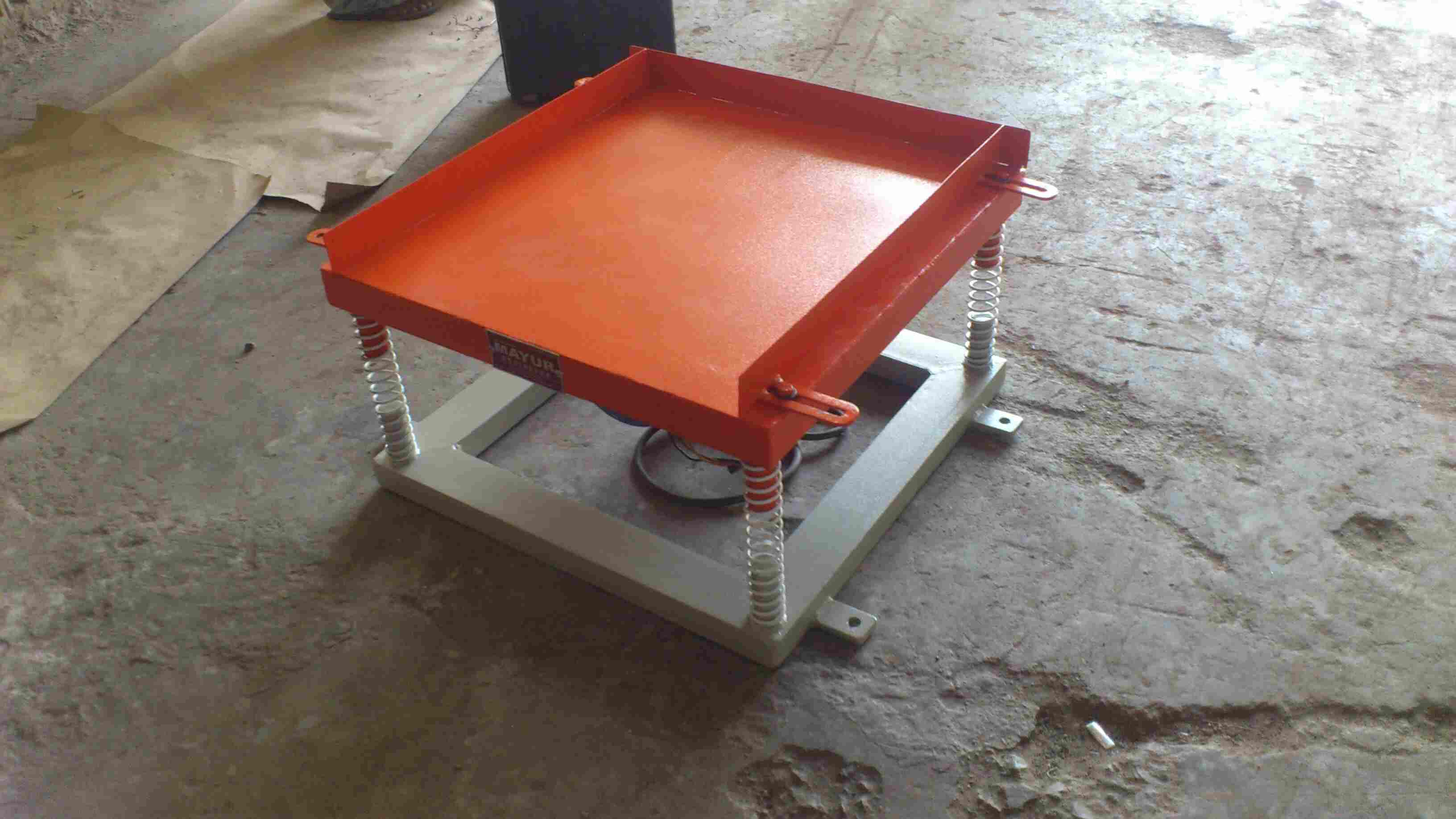 Vibrating Platform